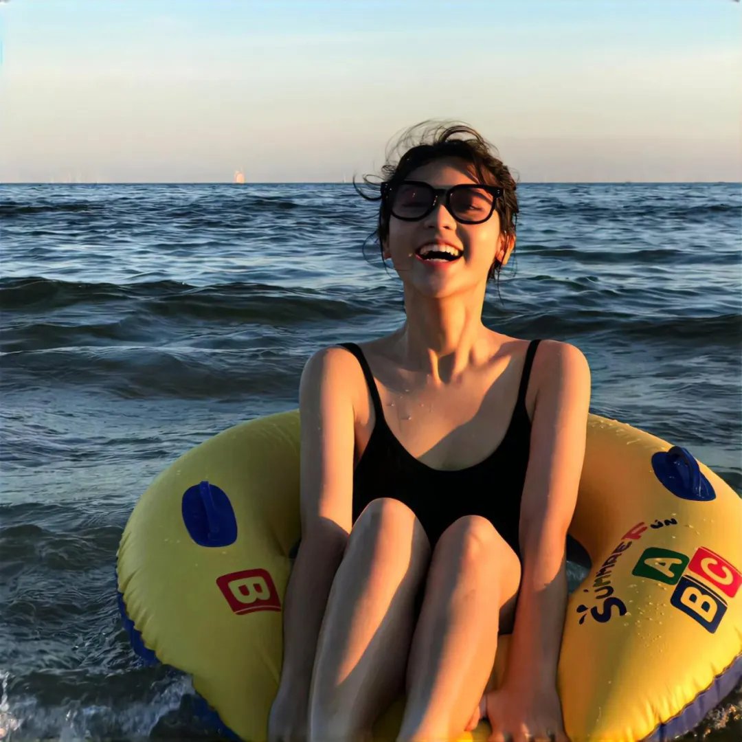 少女杀手阿墨 海报